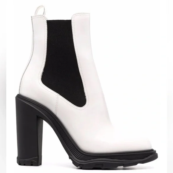 Alexander McQueen Two Tone leather chelsea boots - Picture 2 of 13